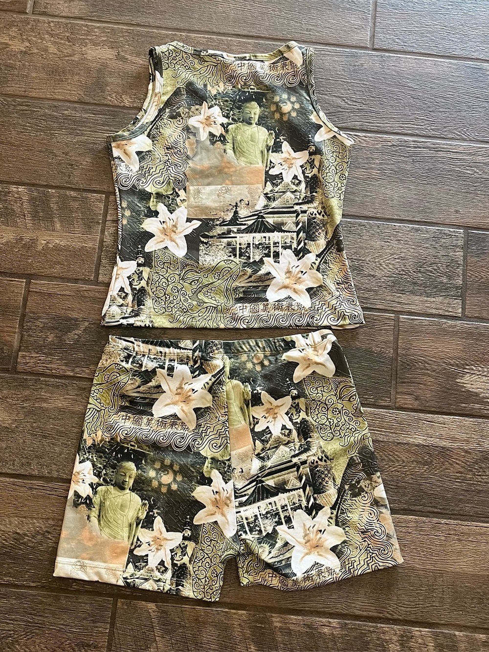 Athletic Works Athletic workout shorts and top Buddha and Flowers L - Picture 2 of 12